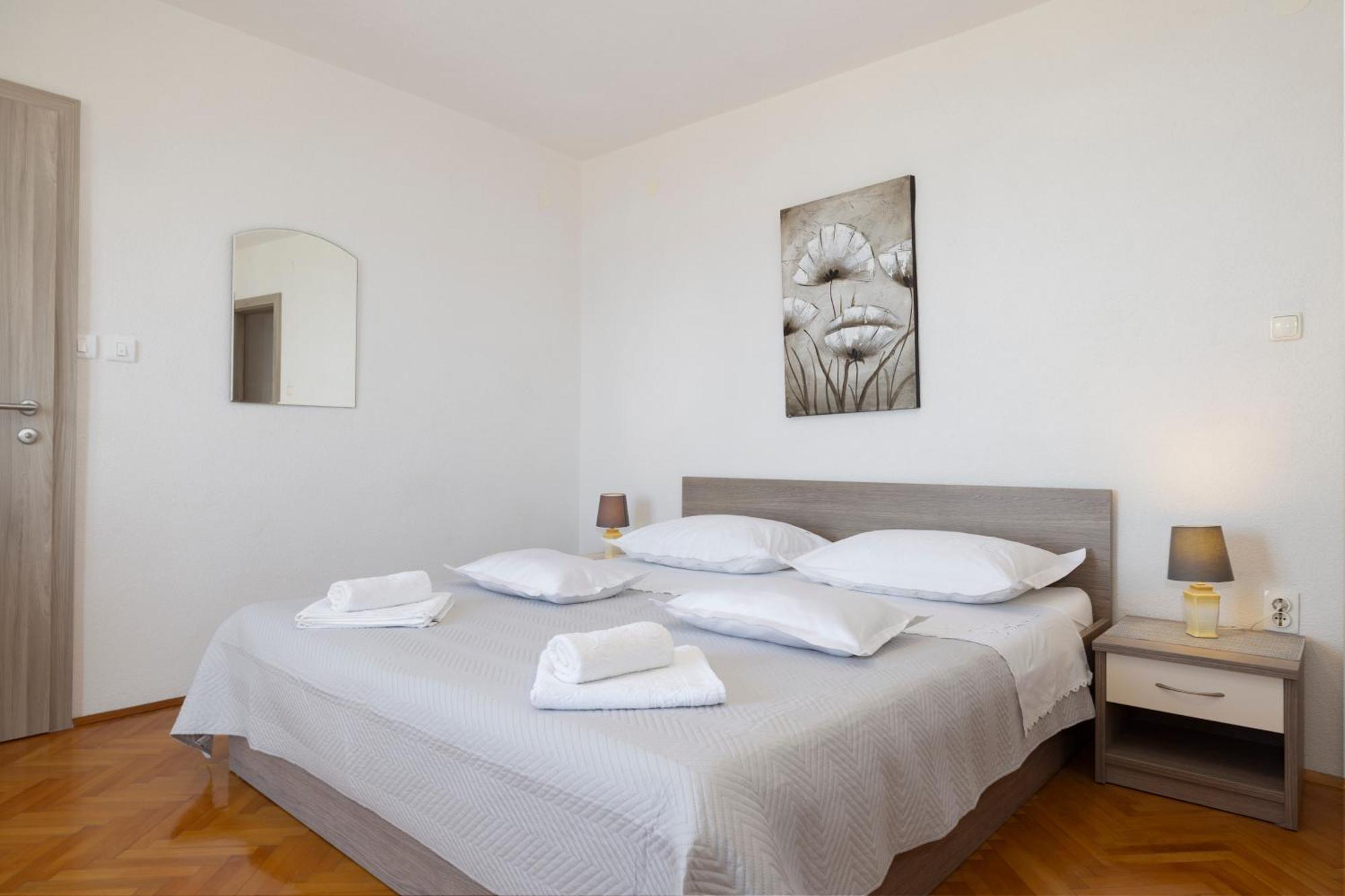 Apartmani Marta Tučepi Exterior foto